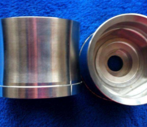 强大的铸造技术！大神将黄铜子弹铸造成魔兽世界部落硬币